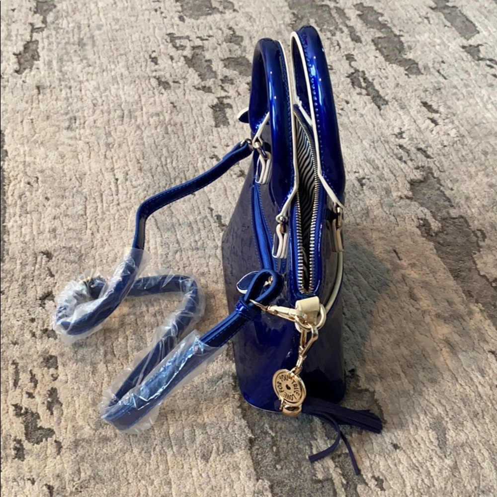 Purse - Picture 4 of 4